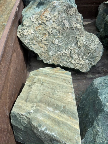 Ландшафтные глыбы зелёные 200-500 килограмм купить в Улан-Удэ