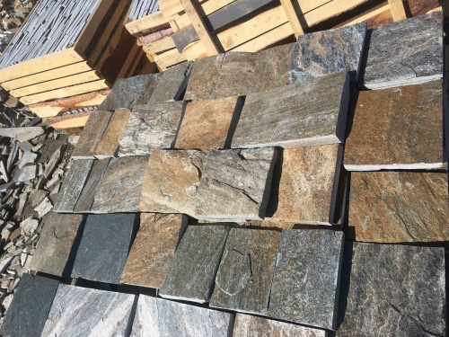 Плитка пилёная златолит Уральский для цоколя, отмостки купить в Улан-Удэ