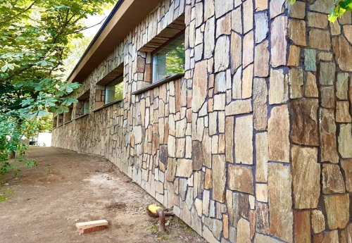 Плитняк кора дерева для цоколя, отмостки купить в Улан-Удэ