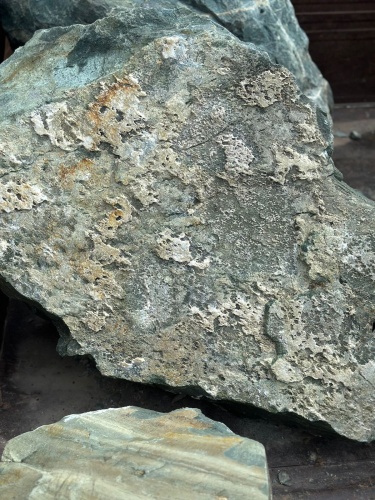 Ландшафтные глыбы зелёные 200-500 килограмм купить в Улан-Удэ